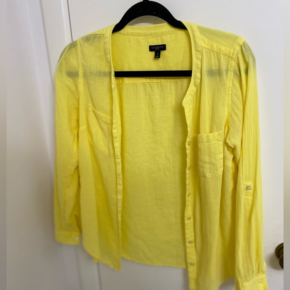 NWOT TALBOTS PETITES  women’s button down